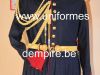 Vareuse_officier_des_ZOUAVES_en_mateau_ceinturon_aiguillettes_bonnet_a_visiere_epaulettes_de_la_garde_imperiale_second_empire_1858