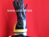 gants_officier_de_teinte_noire_galonne_baton_or